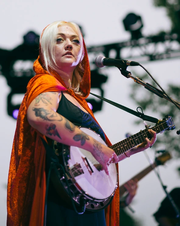 Elle King Net Worth: Income Sources, Estimates, and How to Verify
